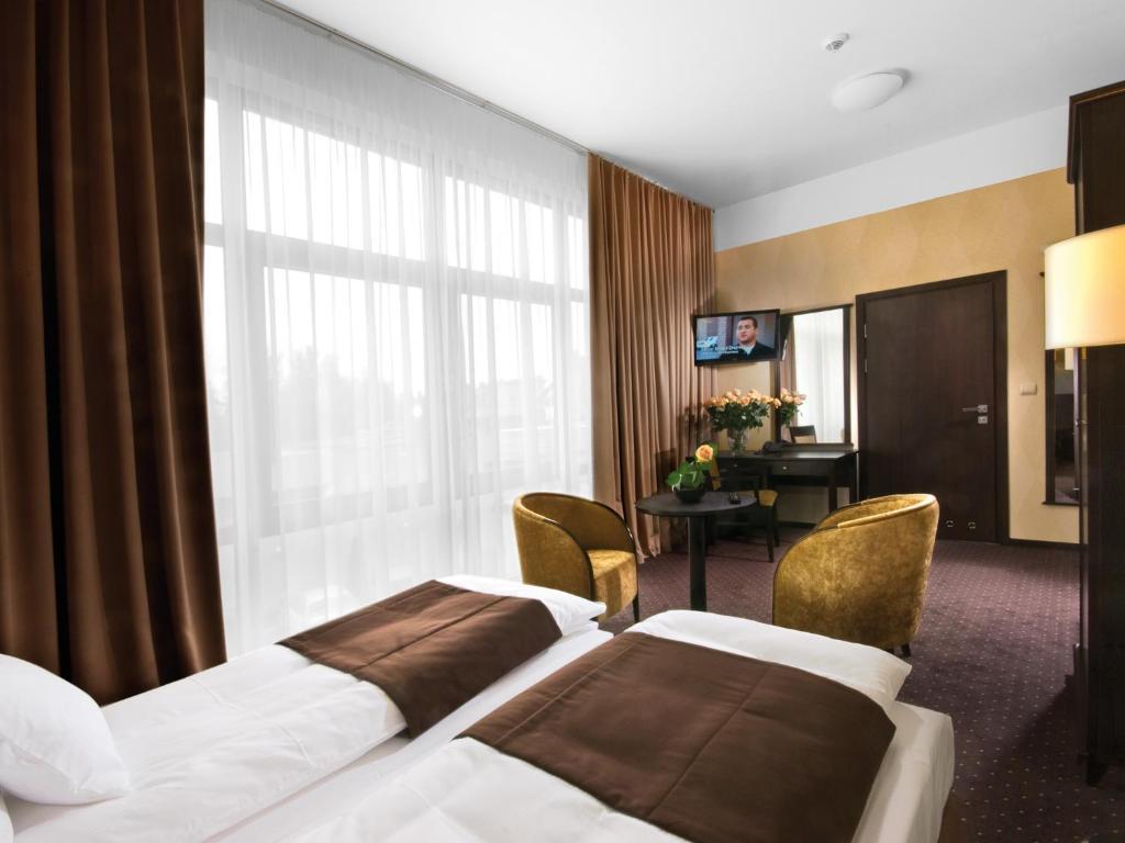 Hotel Senator Zbaszyn Room photo